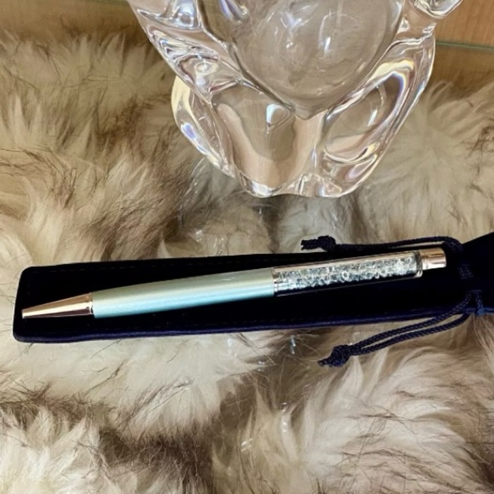 ❣️sold❣️SWAROVSKI✨Retired✨: Icy Swarovski Palest Grey-Blue Crystalline Pen